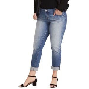 TORRID Boyfriend Fit jeans
Size 20XS Medium wash